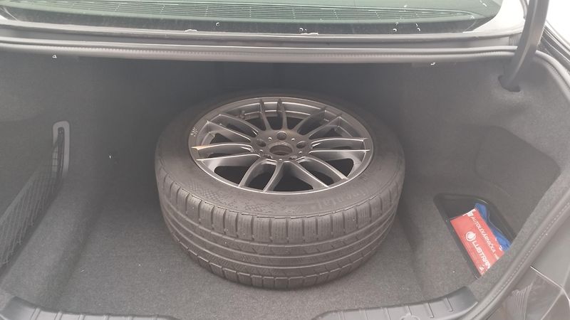 BMW Řada 5 (2014) 520d,X-drive,volat-608 081 843 - fotka 15 z 19