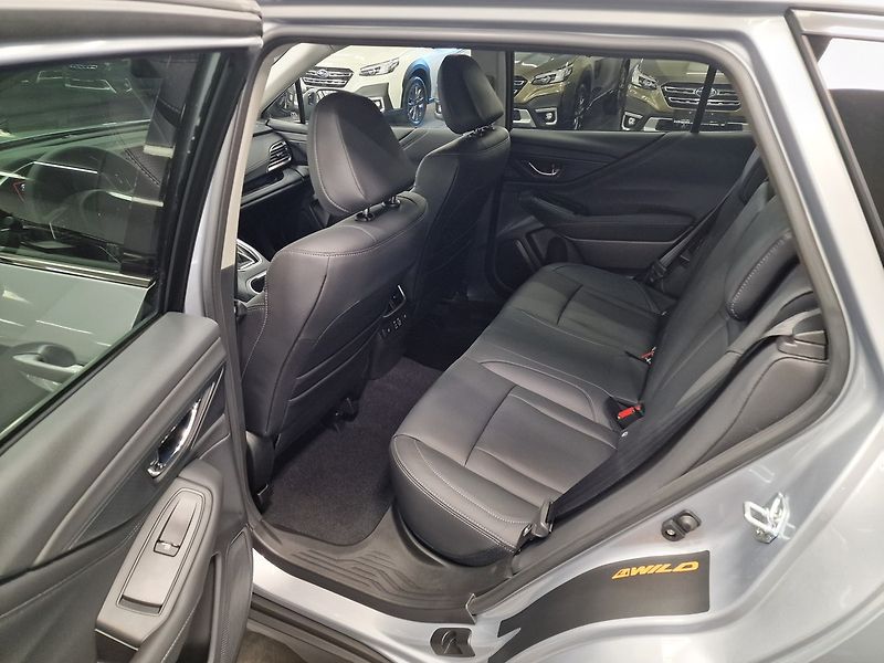 Subaru Outback (2025) 2.5 COMFORT/LIMITED 4WILD 2025 - fotka 24 z 57