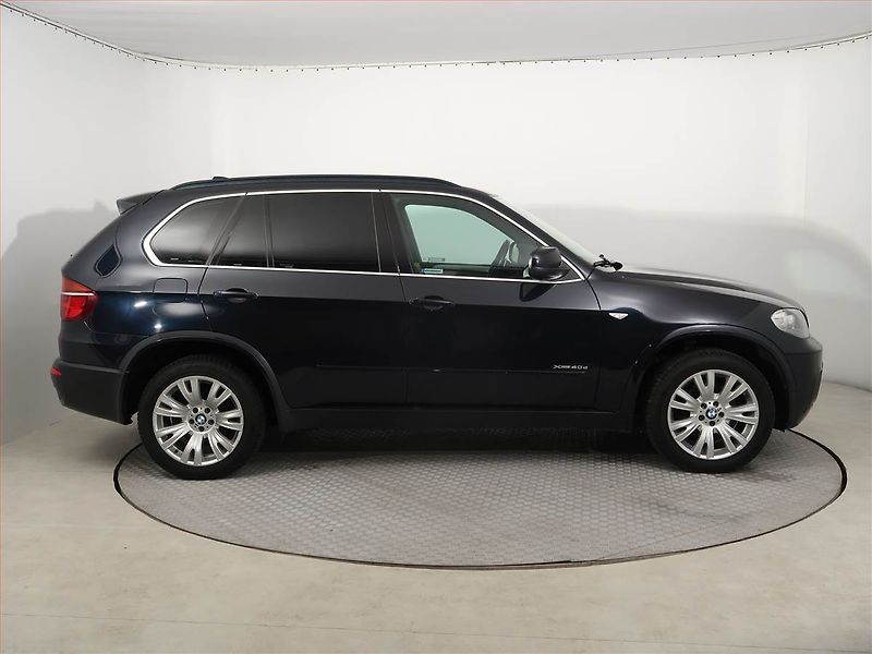 Hyundai i30 (2014) 1.6 GDI, ČR,1.maj, Serv.kniha - fotka 6 z 15