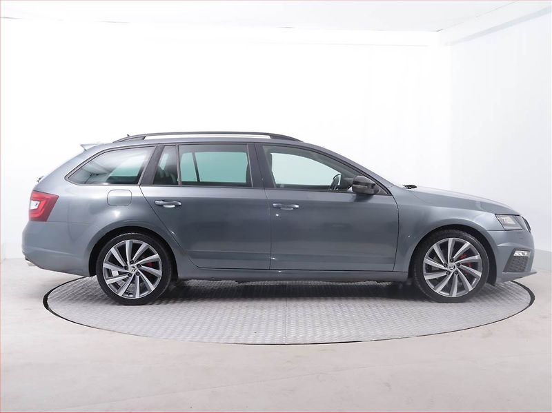 Škoda Octavia (2018) RS 2.0 TDI, Automat - fotka 6 z 24