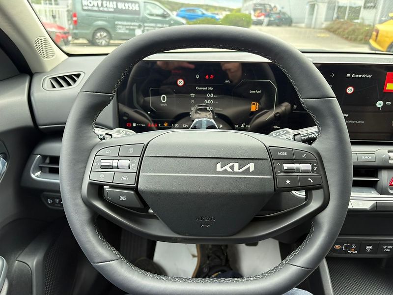 Kia Ostatní (2026) SW 1,6 T-GDi GPF 7DCT SPIN 110 - fotka 16 z 18