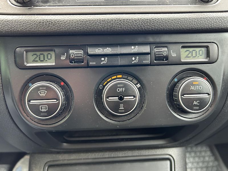 Volkswagen Tiguan (2009) 1.4 TSi 110 KW 4x4 - fotka 19 z 34