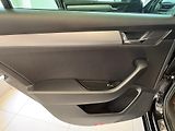 Škoda Superb Combi 1.6 TDI STYLE 88 kW M6F - náhled 27