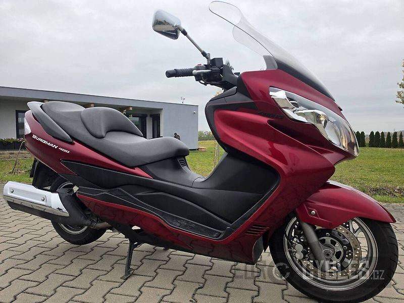 Suzuki Burgman 400 (2008) - fotka 1 z 13