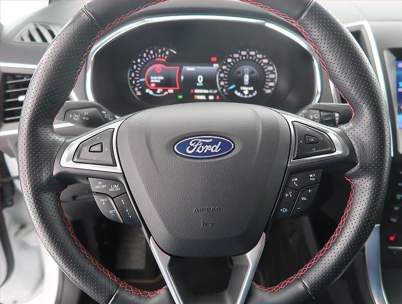 Ford S-MAX (2022) Titanium Hybrid - fotka 21 z 24