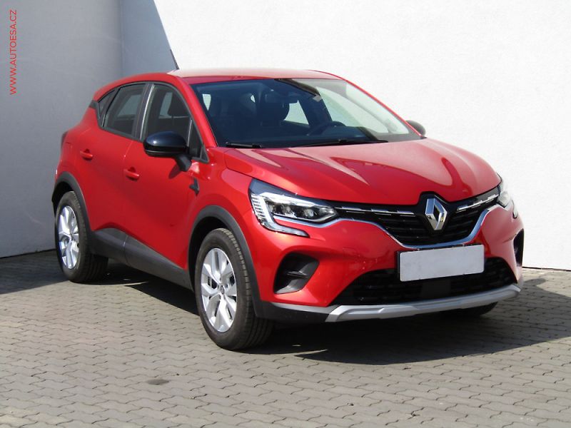Renault Captur (2022) 1.4i, Intense, AT - fotka 1 z 3