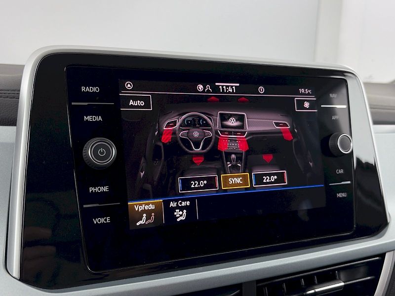 Volkswagen T-Roc (2025) Life GOAL 1.0 TSI 85kW - fotka 16 z 27