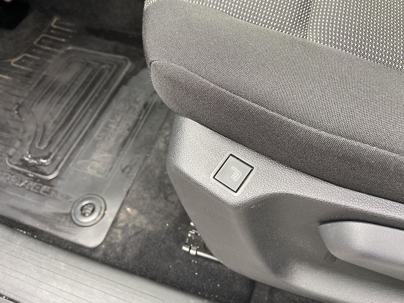 Toyota ProAce City 1.5 D-4D 130k Long Active Mult - fotka 14 z 21