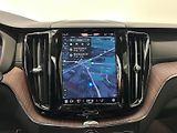 Volvo XC60 2.0  B4 4x4 ULTIMATE - náhled 27