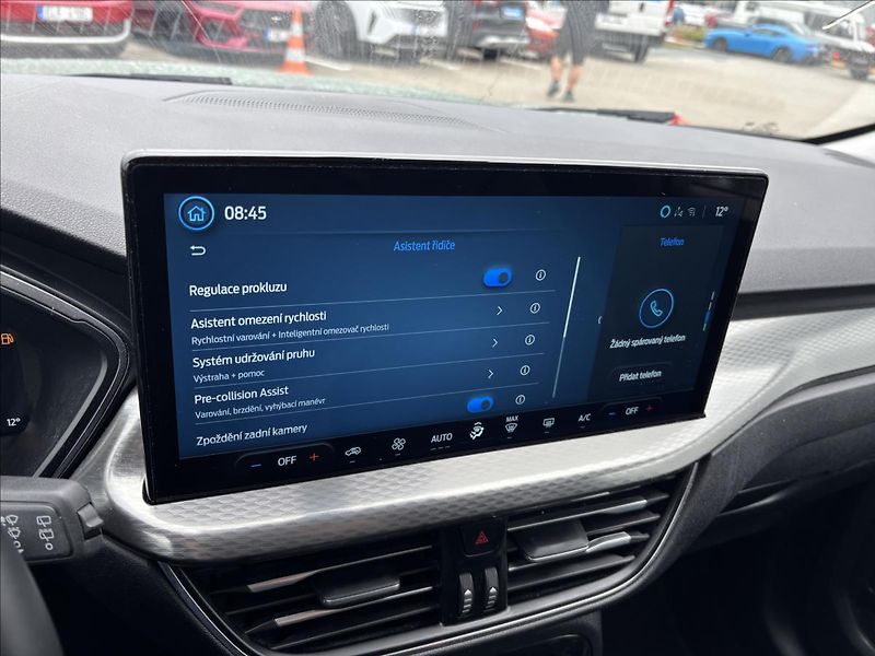 Ford Kuga 2,5 HEV 132kW Titanium - fotka 30 z 36