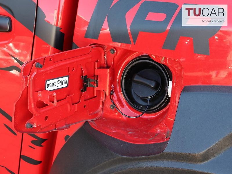 Nissan Navara (2019) 2.2 DIesel Automat  - fotka 12 z 38