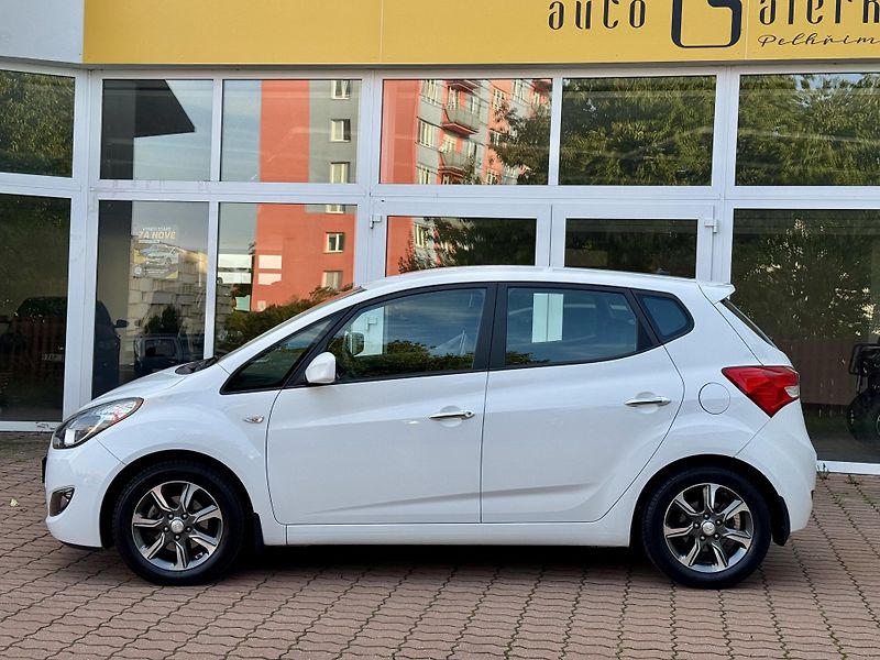 Hyundai ix20 1.6i ČR 1.majitel - fotka 8 z 23
