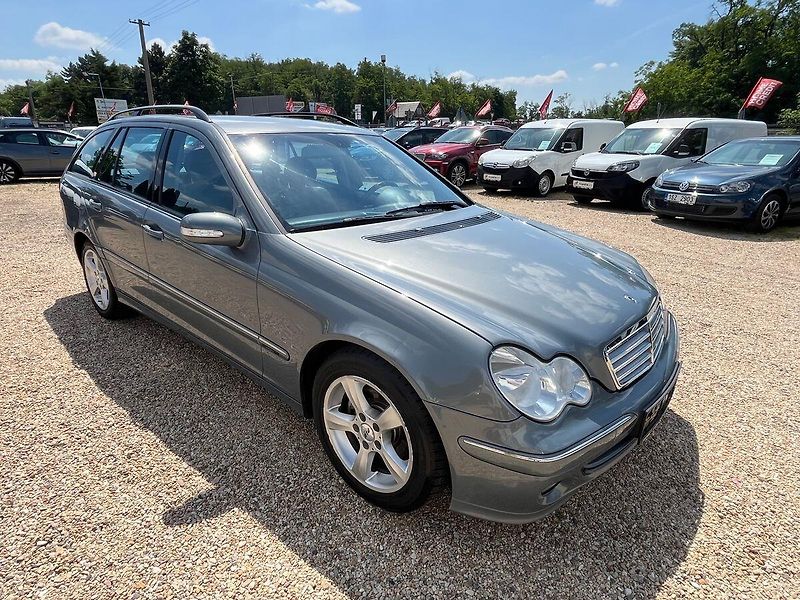 Mercedes-Benz Třídy C C 220 CDI Avantgarde - fotka 10 z 32