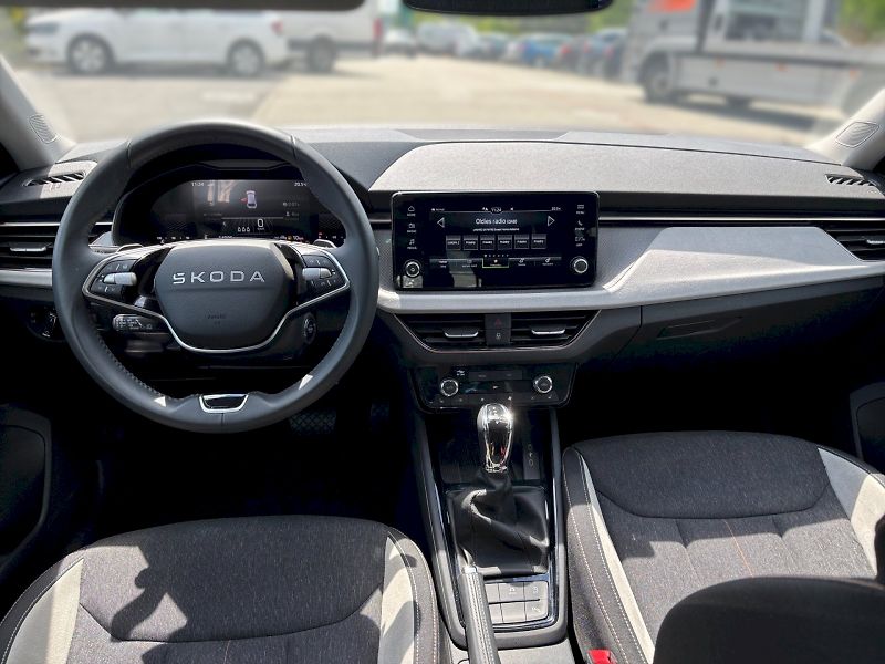 Škoda Scala (2025) Top Selection 1.0 TSI 85 kW DS - fotka 19 z 29