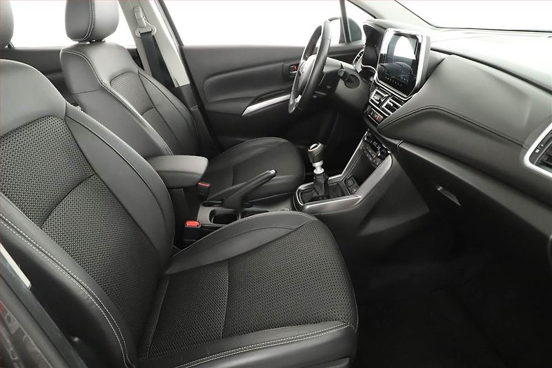 Suzuki SX4 S-Cross (2022) Elegance 1.4 BoosterJet, 4X4 - fotka 7 z 16