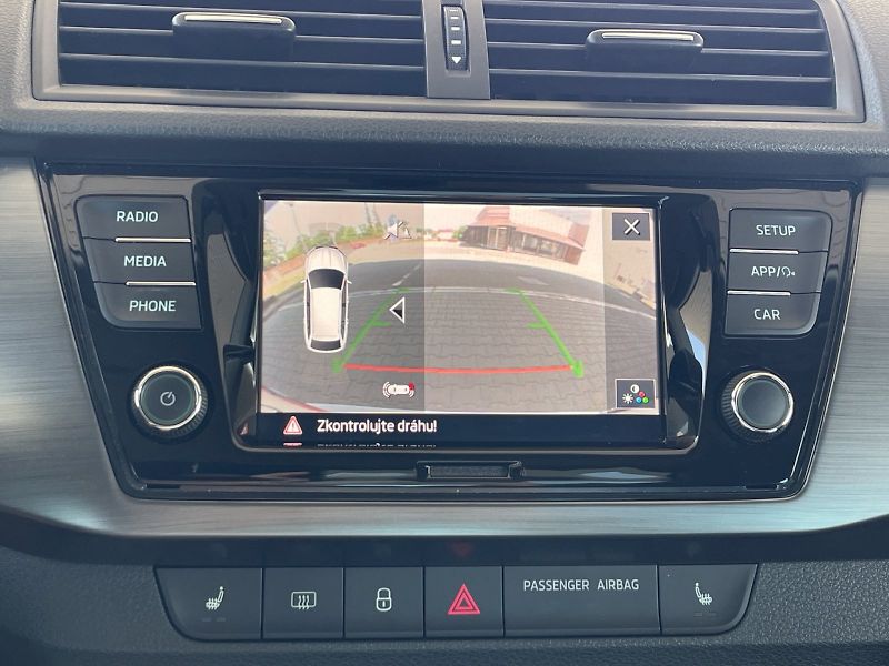 Škoda Fabia (2018) 1.0 TSI 70kW Style Plus combi - fotka 17 z 34