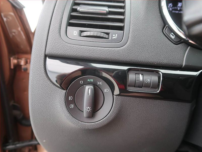 Škoda Yeti (2014) Laurin&Klement 2.0 TDI, 4X4 - fotka 17 z 18