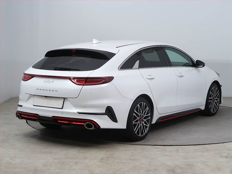Kia Pro_Ceed (2024) GT 1.6 T-GDI - fotka 5 z 12