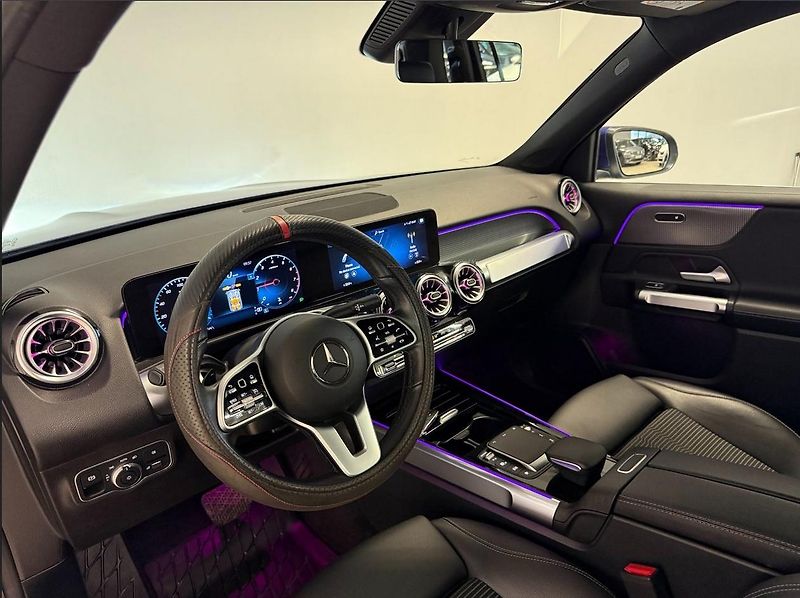 Mercedes-Benz GLB 200  7 sedadel Ambient - fotka 14 z 21