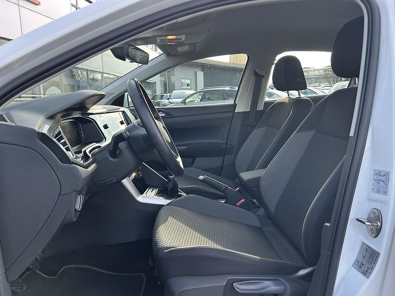 Volkswagen Polo LIFE 1,0 TSI 5G - fotka 12 z 22
