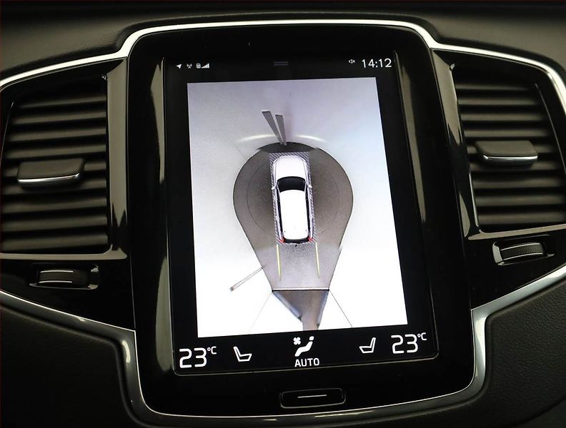 Volvo XC90 (2019) R-Design D5 AWD - fotka 14 z 21