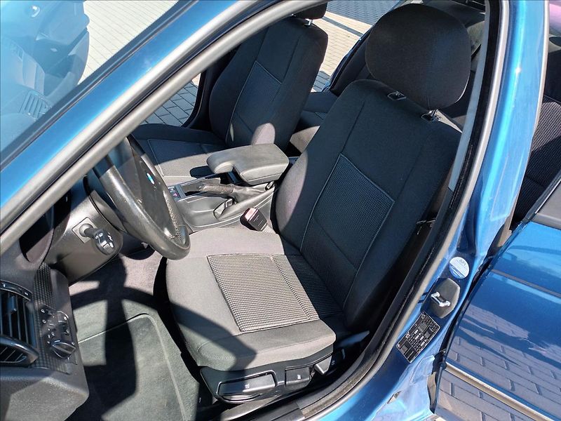 BMW Řada 3 1,8 316i,85kw,DIGIKLIMA, - fotka 14 z 29
