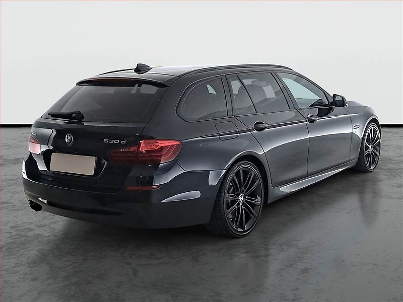 BMW Řada 5 (2017) M Sport 530d xDrive, 4X4 - fotka 5 z 20