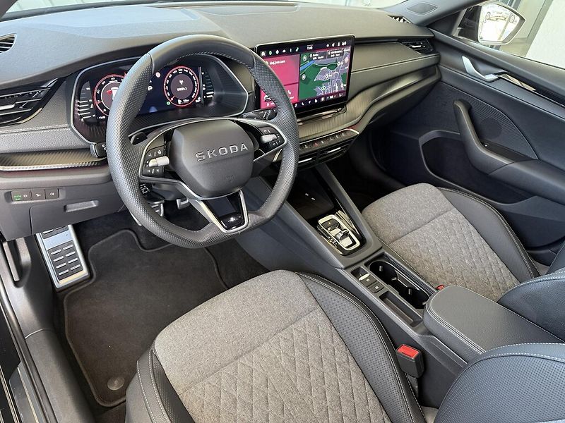 Škoda Octavia DSG 1,5TSi 110kW SportLine - fotka 6 z 26