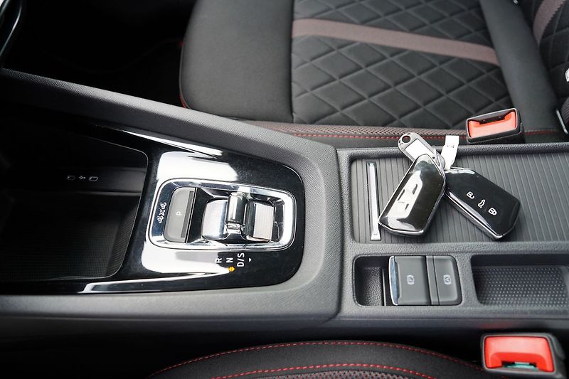 Škoda Octavia RS 2.0 TDI 4x4/147kW/DSG/ČR - fotka 45 z 45