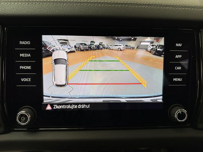 Škoda Kodiaq 2.0 TDI 147 kW Sportline 4x4 D - fotka 8 z 15