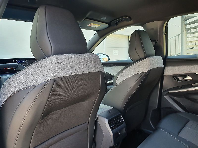 Peugeot 3008 (2025) ALLURE Hybrid 145 e-DCS6* - fotka 16 z 18