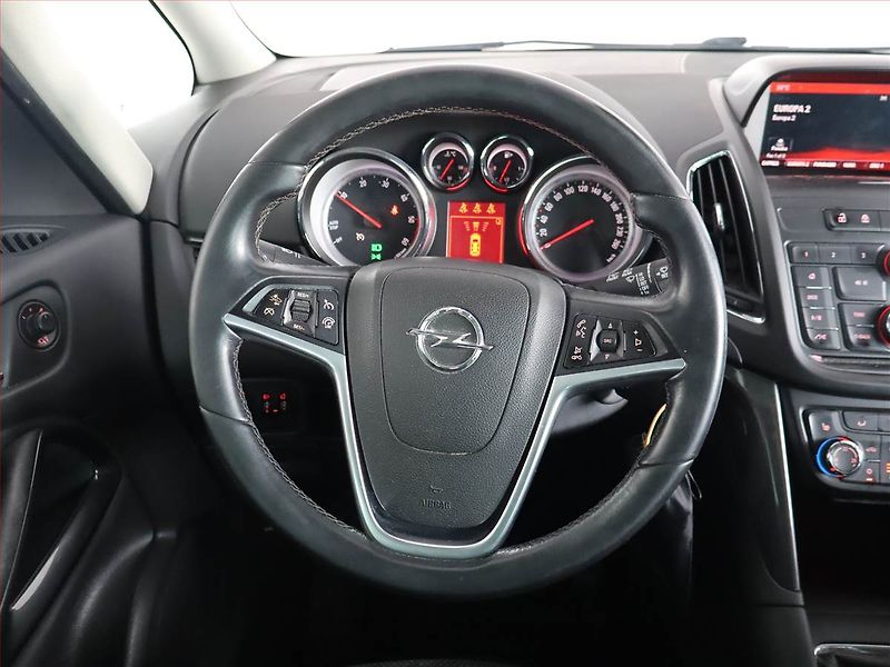 Opel Zafira (2015) 1.6 CDTI, Serv.kniha, Tempomat - fotka 15 z 18