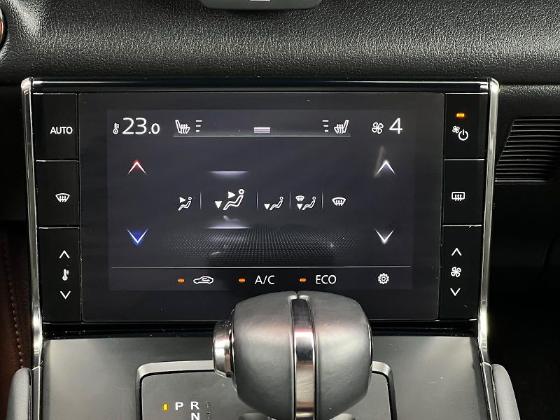 Mazda MX-30 EV 107kW 35kWh First Edition  - fotka 12 z 26