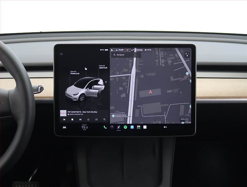 Tesla Model Y (2023) Long Range AWD 79kWh, SoH 96% - fotka 11 z 32
