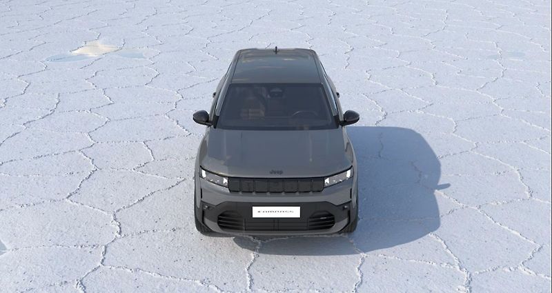 Jeep Compass (2026) Altitude e-Hybrid 145k eDCT6 - fotka 4 z 9