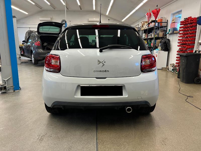 Citroën DS3 1.2 VTI 60kW - fotka 5 z 19
