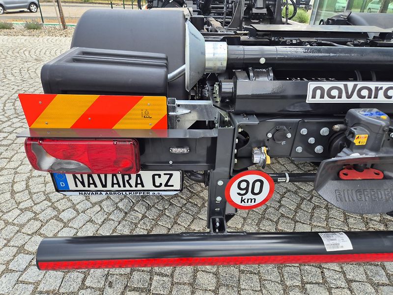 Iveco Eurocargo 180E28 HIAB 088 KONTEJNER  - fotka 8 z 24