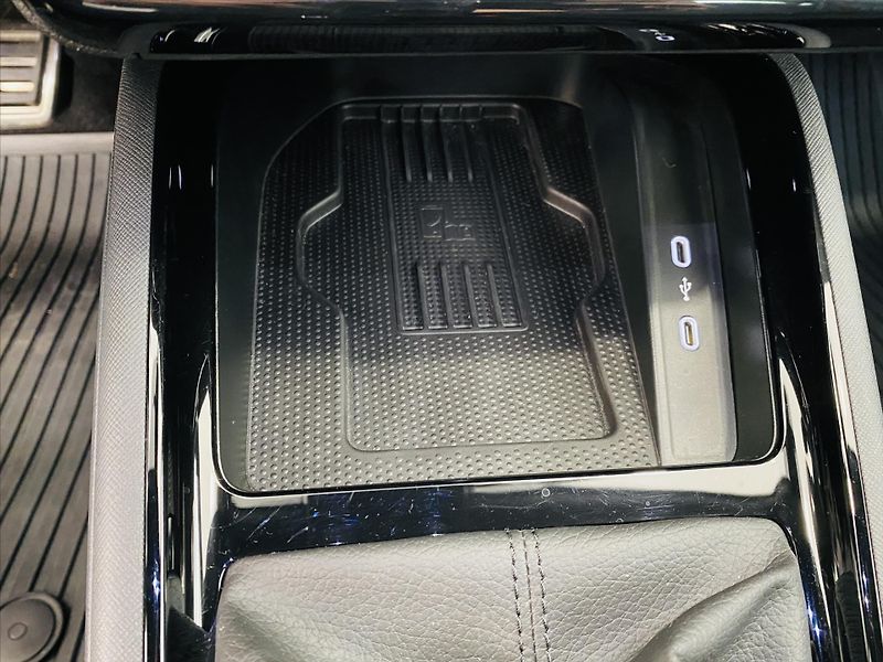 Škoda Scala 1,0 TSI 85kW DSG Selection - fotka 16 z 28