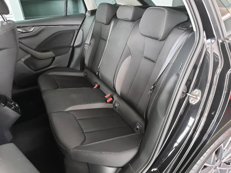 Škoda Scala (2022) Ambition 1.0 TSI (70kW/95k) - fotka 9 z 25