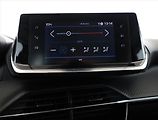 Peugeot 2008 (2022) 1.2 PureTech, Tempomat - náhled 14