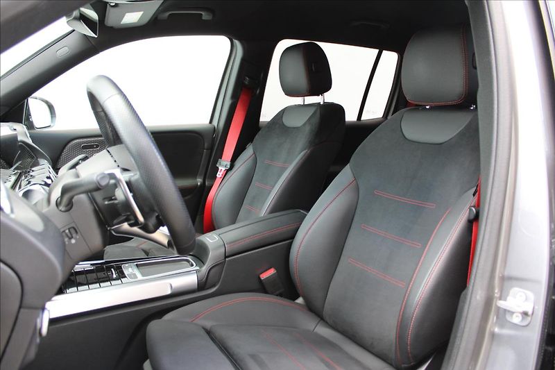 Mercedes-Benz GLB 35 AMG*4M*FACEL*ZÁR*DPH*CZ - fotka 13 z 42