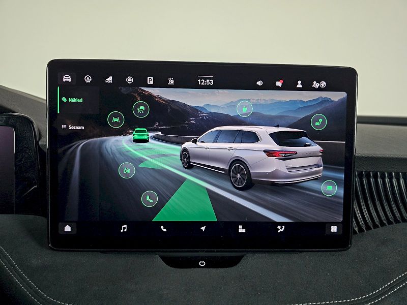 Škoda Superb (2025) 2.0TSi 195kW 4X4 SPORTLINE WEB - fotka 14 z 34