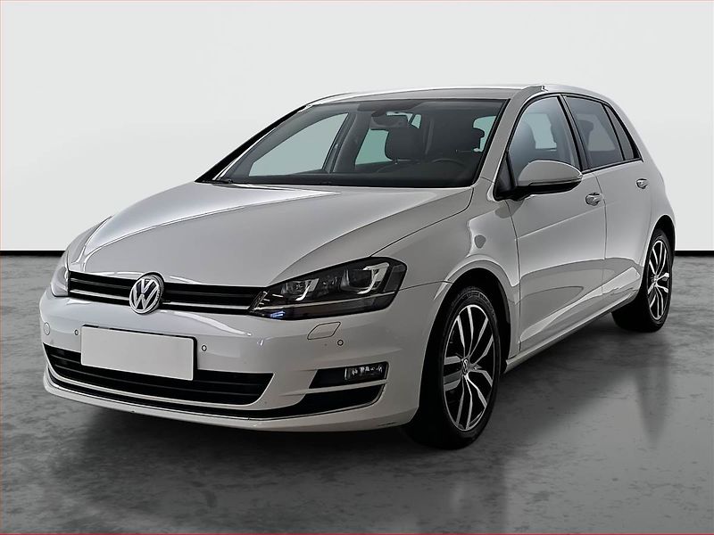 Volkswagen Golf (2015) Comfortline 2.0 TDI, Automat - fotka 2 z 22