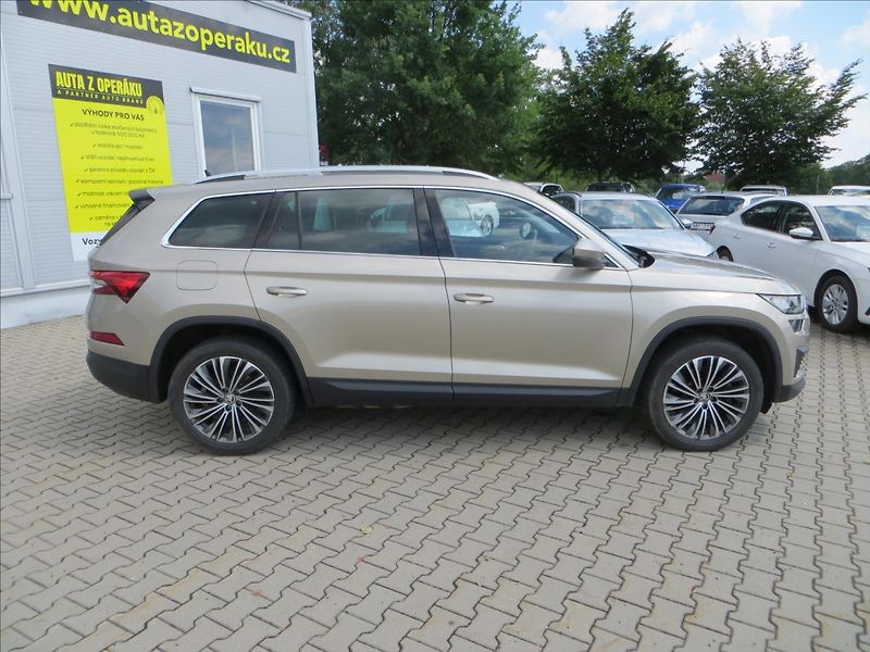 Škoda Kodiaq 2,0 TSI Style DSG 4x4 Tažné - fotka 10 z 30