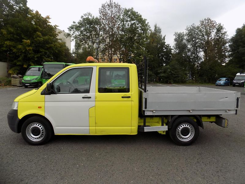 Volkswagen Transporter (2007) 2,5 96KW 7MÍST SKLÁPĚČ  - fotka 4 z 53