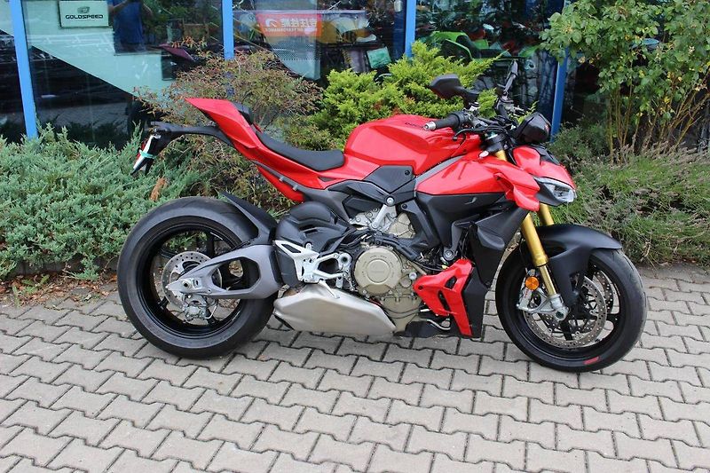 Ducati Streetfighter V4 S (2025) 2025 200KM AKCE ZIMA - fotka 4 z 12