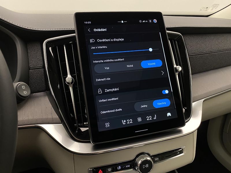 Volvo XC90 (2026) T8 AWD Plug-in BRIGHT PLUS 7m - fotka 54 z 71
