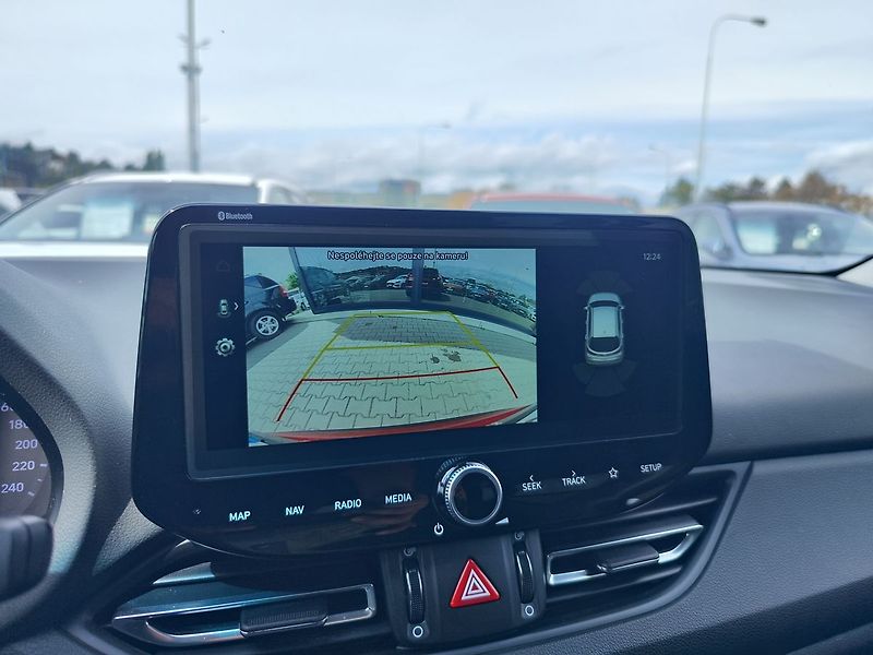 Hyundai i30 1.0 T-GDI/88kW Smart Navi - fotka 19 z 33