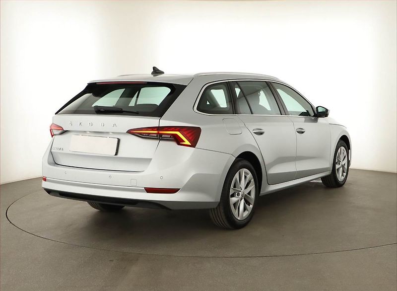 Škoda Octavia (2024) Style 2.0 TDI - fotka 5 z 13