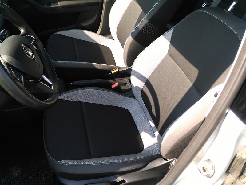 Škoda Fabia 1,0 TSI - fotka 17 z 36